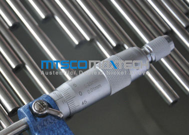 ASTM A213 904L ความแม่นยำท่อสแตนเลสสตีลไม่มีรอยต่อ, ความยาวตรงท่อดึงเย็น